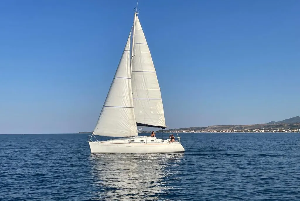 Beneteau First 31.7 usato - foto 1