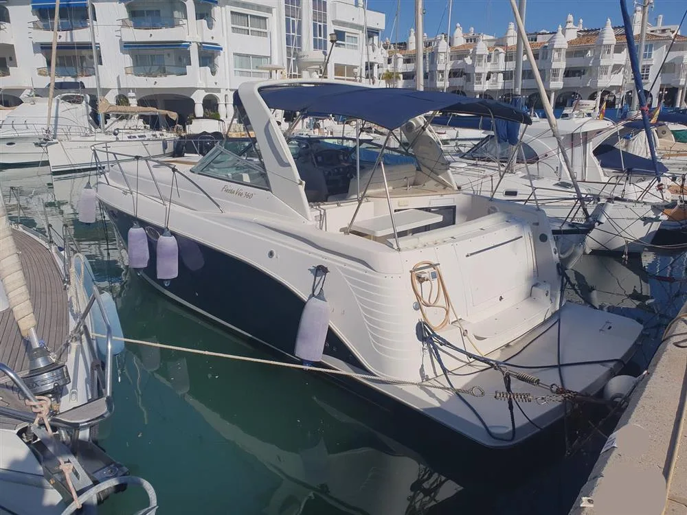 Rinker 360 Express Cruiser used - photo 1
