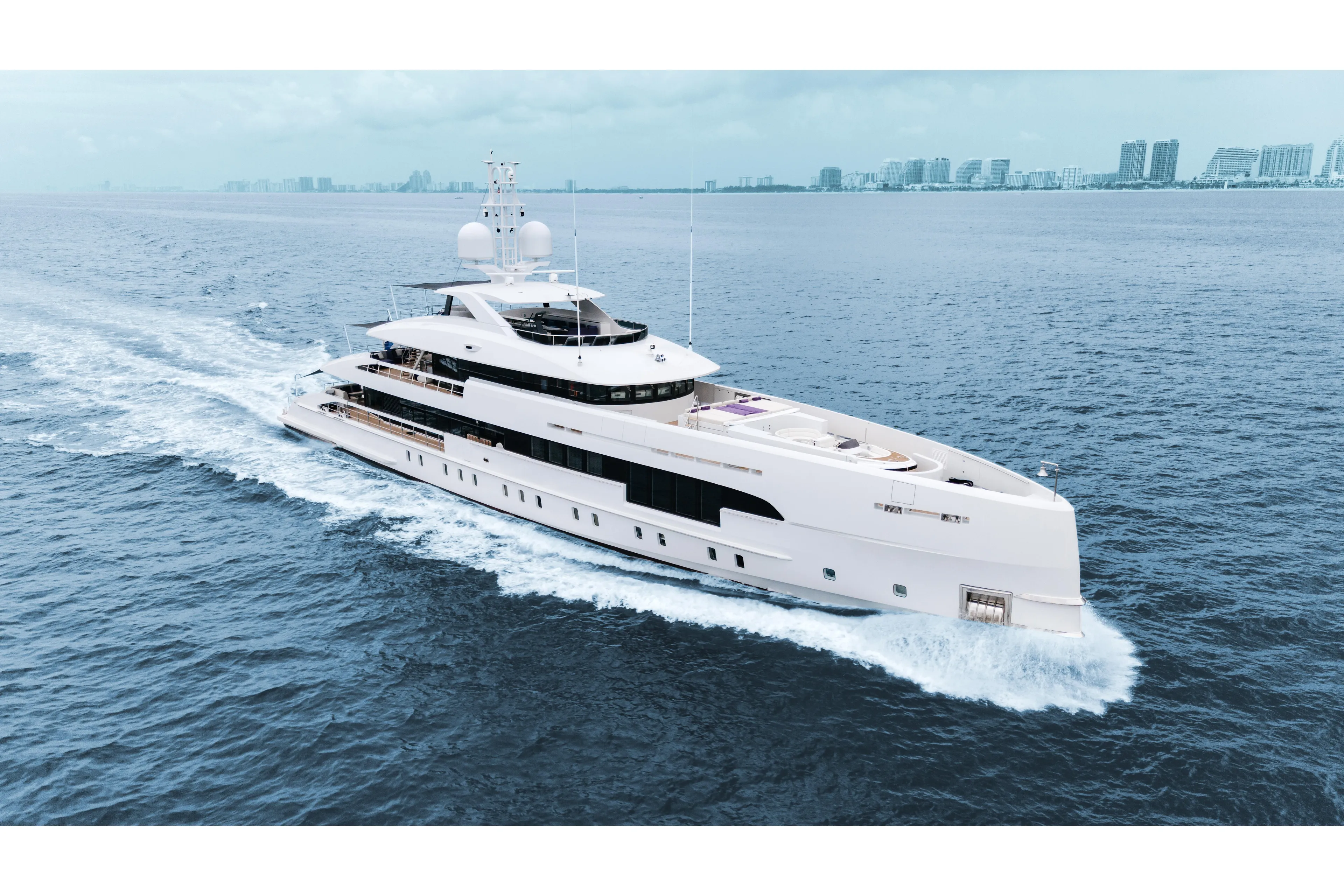 Heesen 50m Aluminum used - photo 1