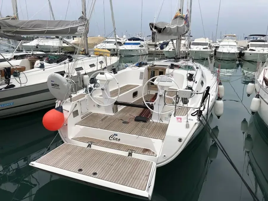 Bavaria Yachts 41 S used - photo 1