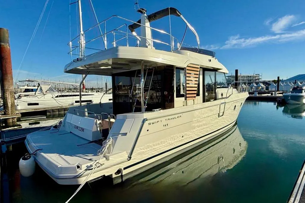 Beneteau Swift Trawler 41 Fly d'occasion - photo 1