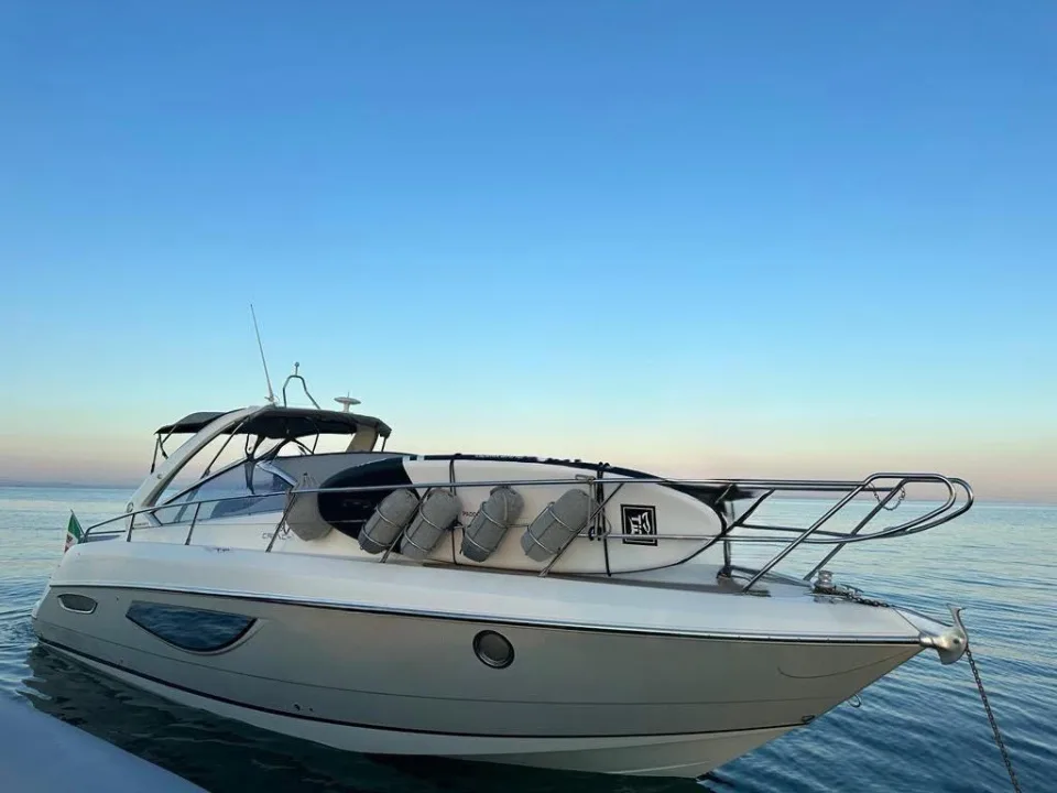 Cranchi Endurance 33 used - photo 1