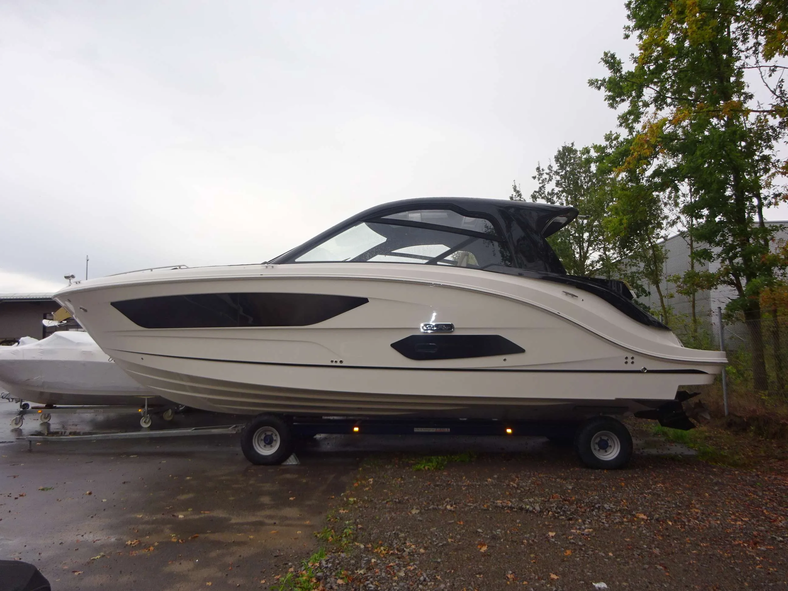 Sea Ray SUNDANCER 370 gebraucht - Foto 1