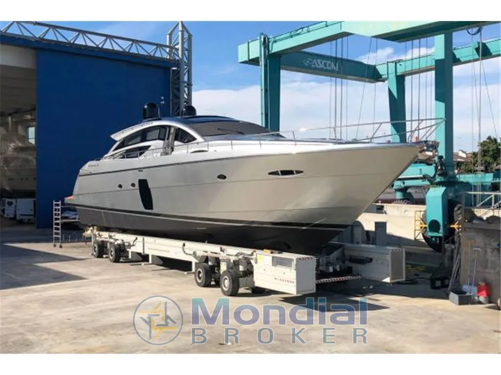 Pershing 72 used - photo 1