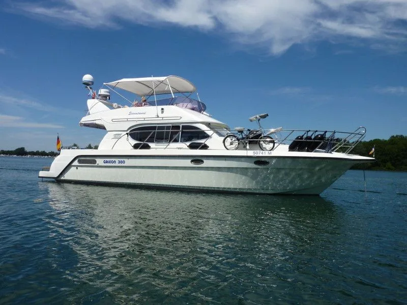 Galeon 380 Fly usato - foto 1