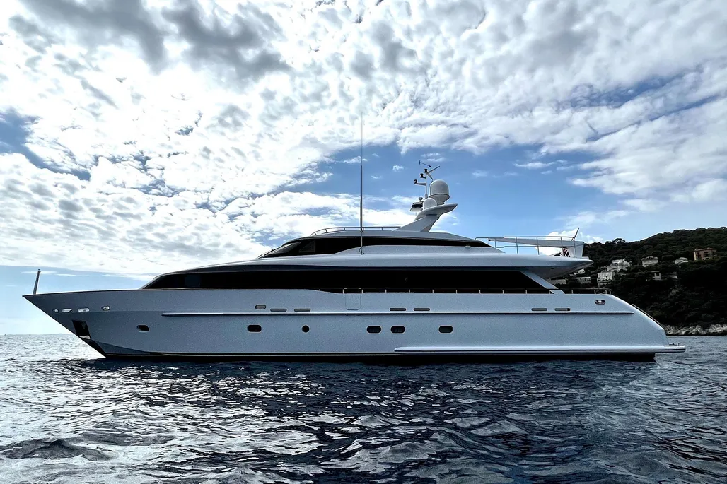 Heesen 30m used - photo 1