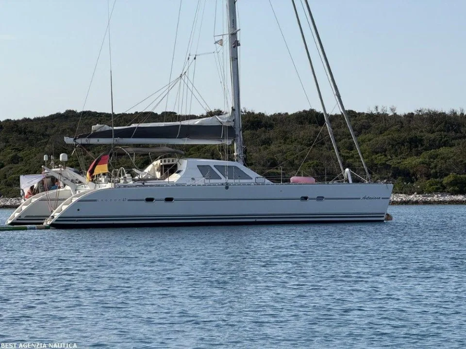 Lagoon 47 LAGOON used - photo 1 Lagoon 47 LAGOON used - photo 1