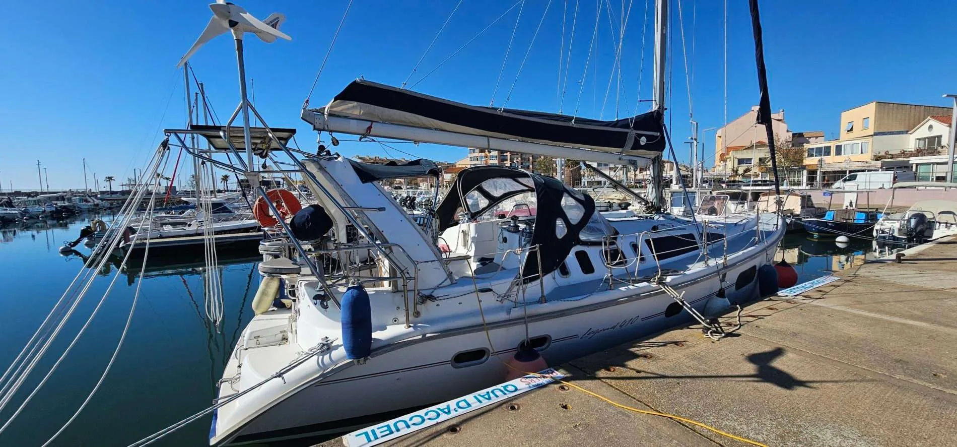 Hunter 410 used - photo 1