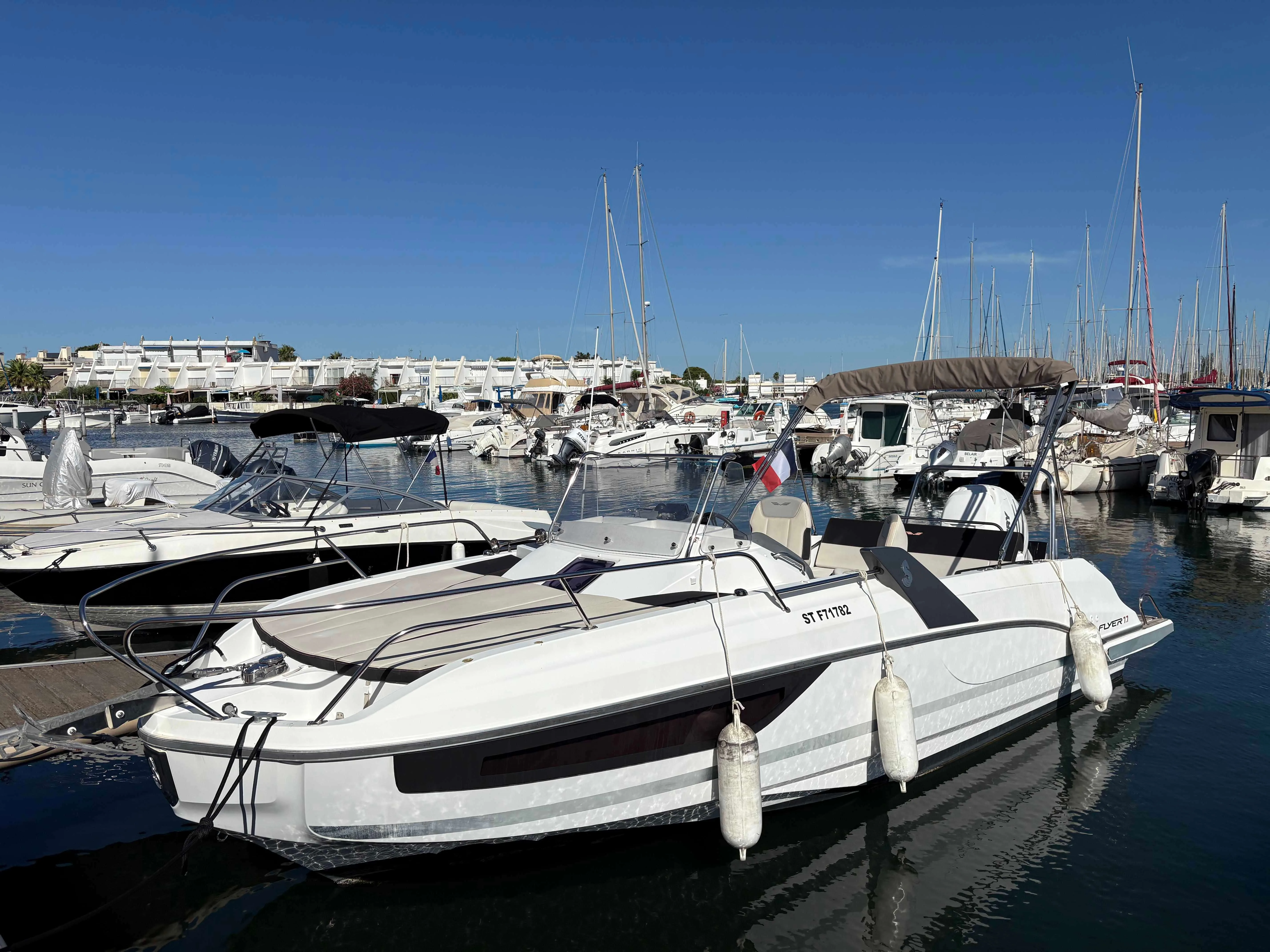 Beneteau FLYER 7.7 SUNDECK usato - foto 1