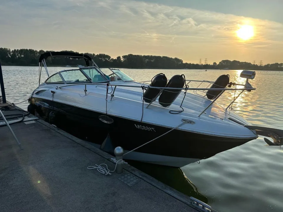 Crownline 280 CR used - photo 1