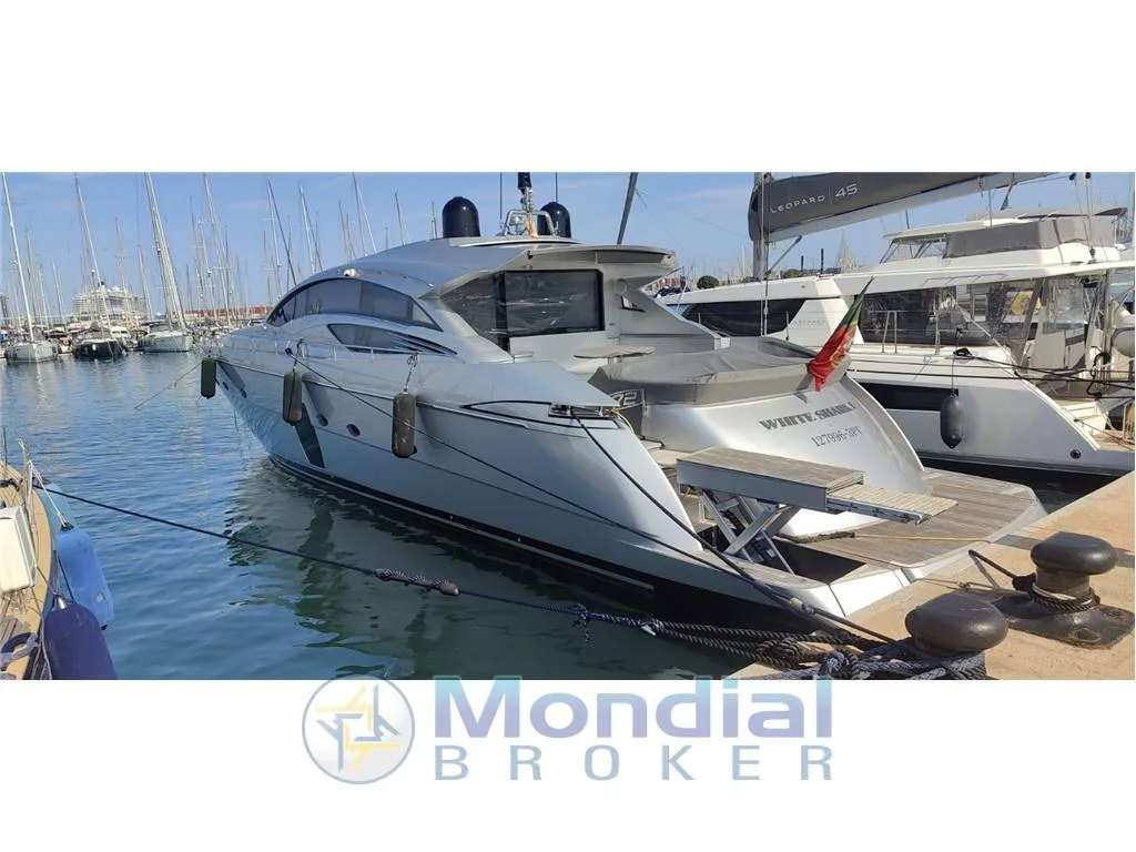 Pershing 72 used - photo 1