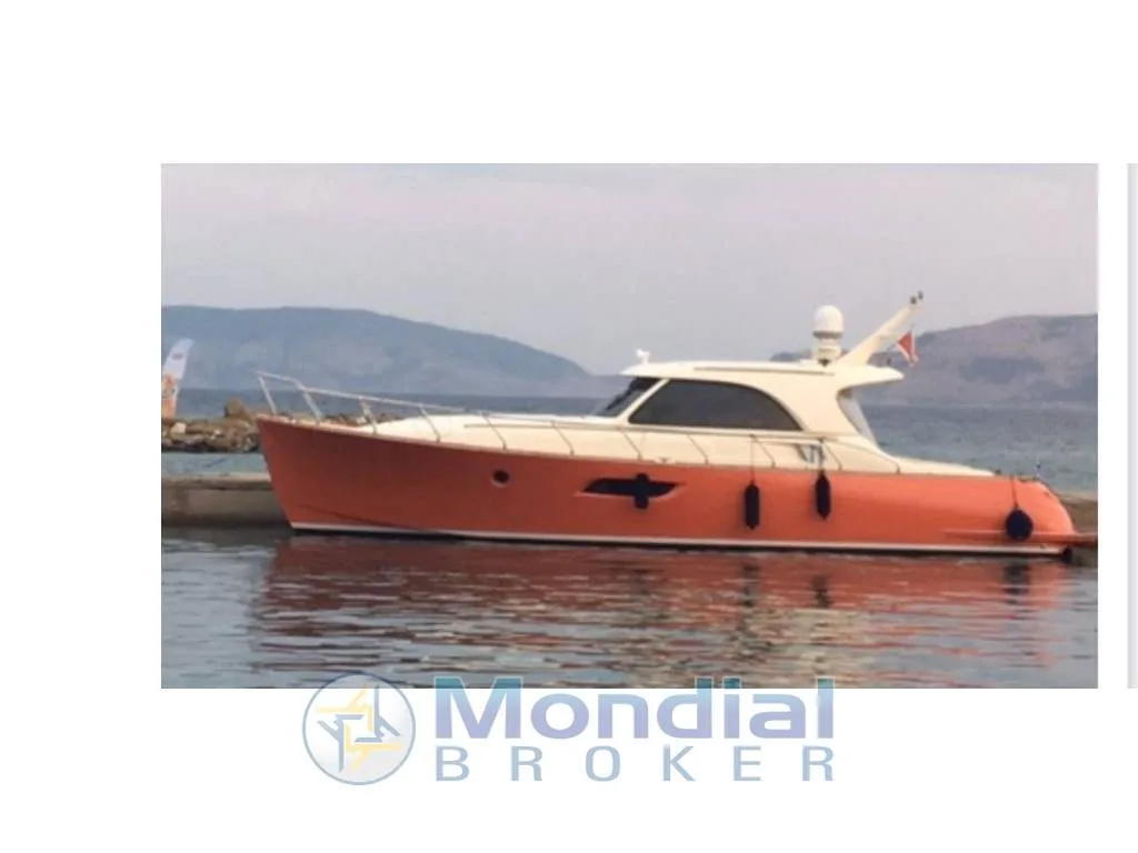 Mochi Craft Dolphin 44' used - photo 1