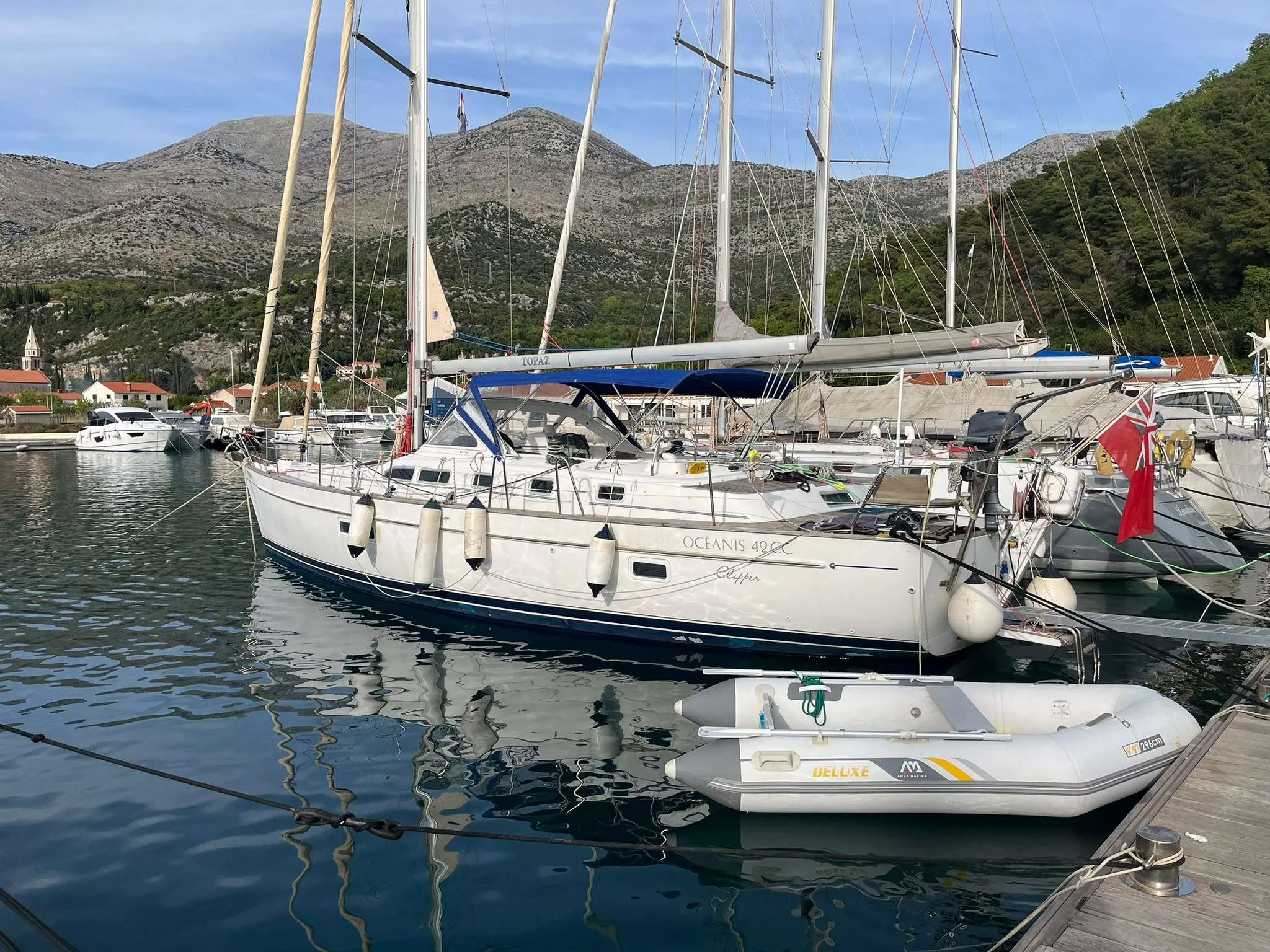 Beneteau OCEANIS 42 CC used - photo 1