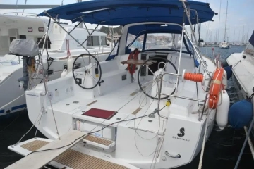 Beneteau Oceanis 38 Cannigione used - photo 1