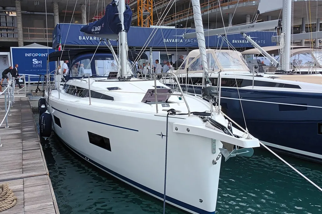 Bavaria Yachts C42 used - photo 1