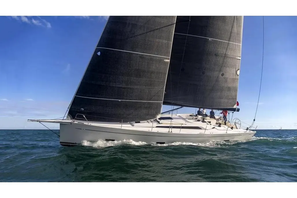 Grand Soleil 48 Performance used - photo 1