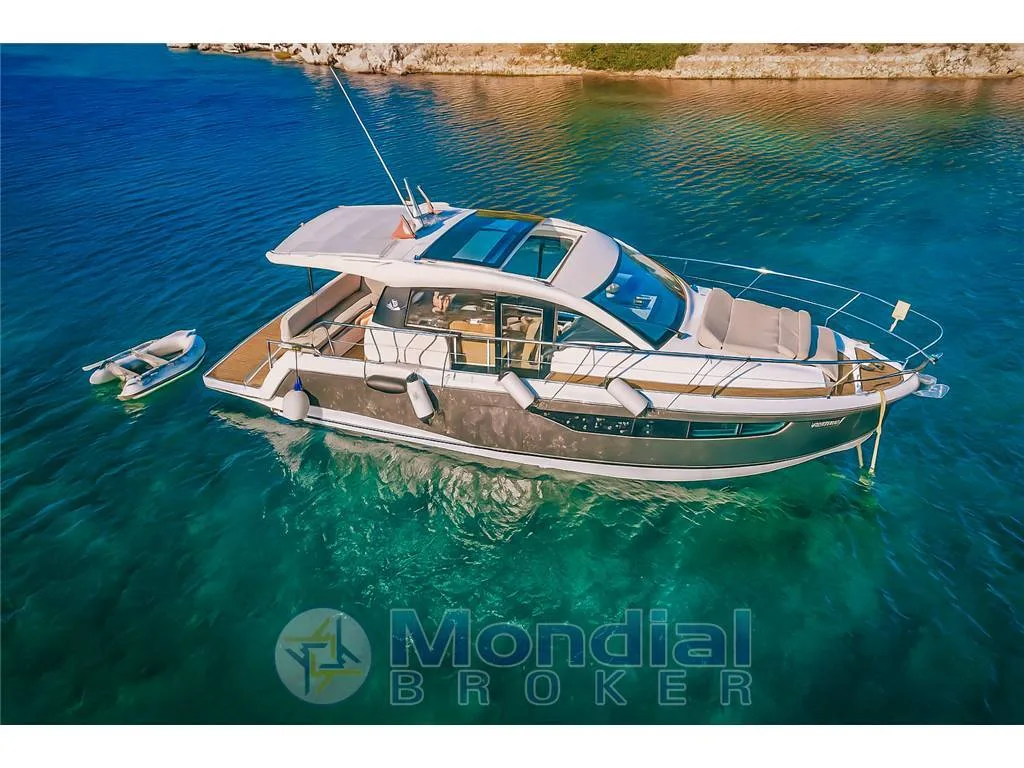 Sealine C330 usato - foto 1