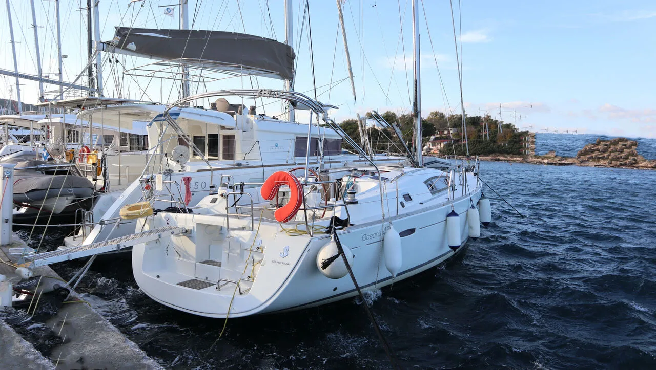 Beneteau Oceanis 43 Family d'occasion - photo 1