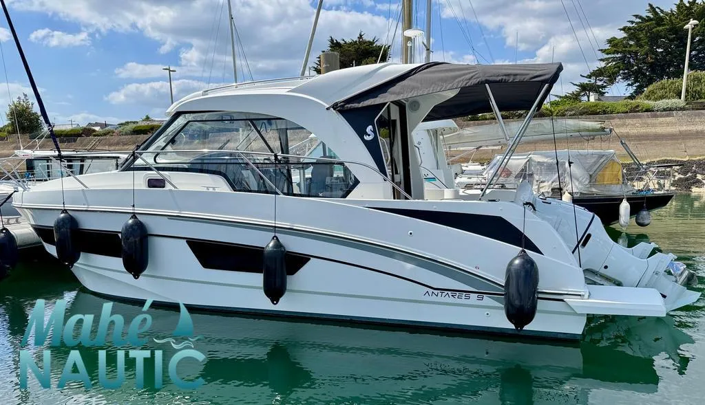 Beneteau Antares 9 OB usato - foto 1