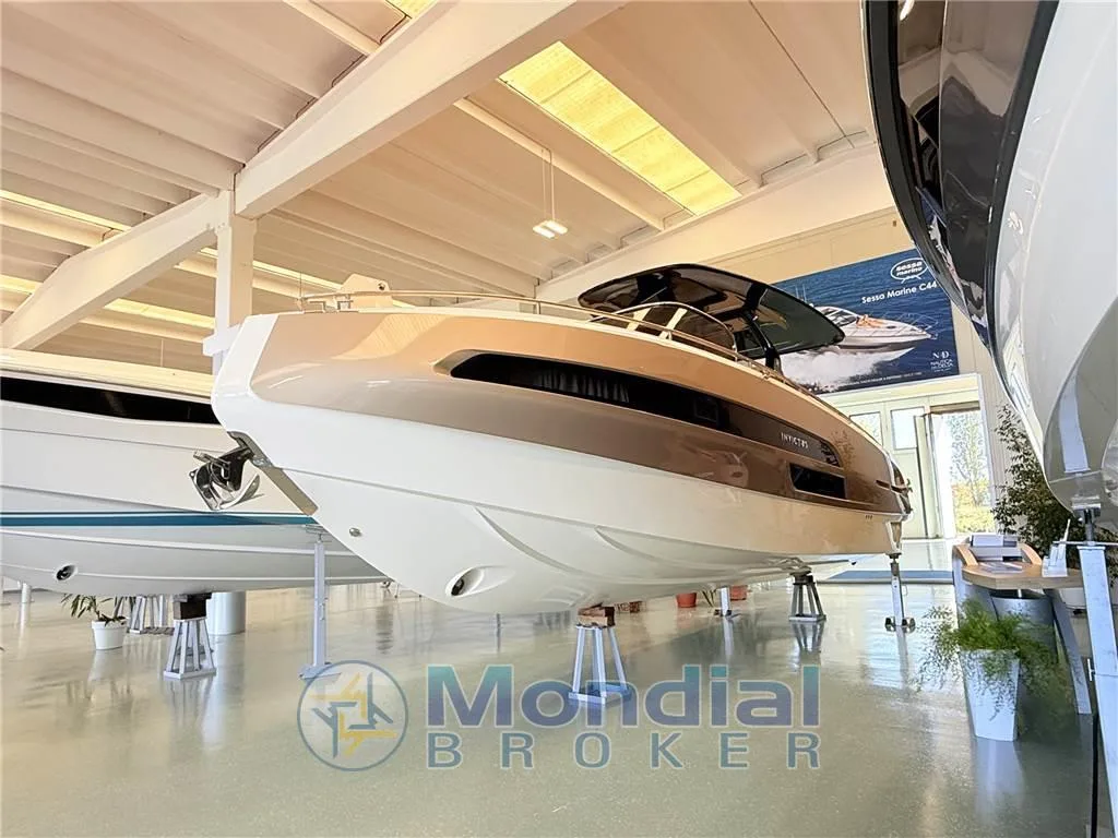 Invictus GT320 gebraucht - Foto 1