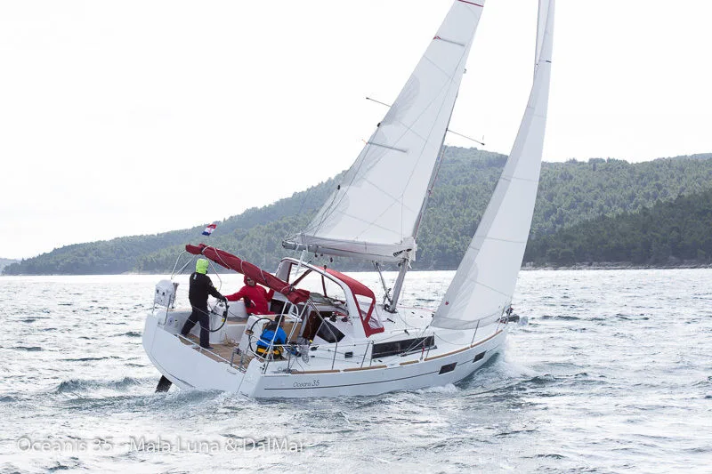 Beneteau Oceanis 35 d'occasion - photo 1