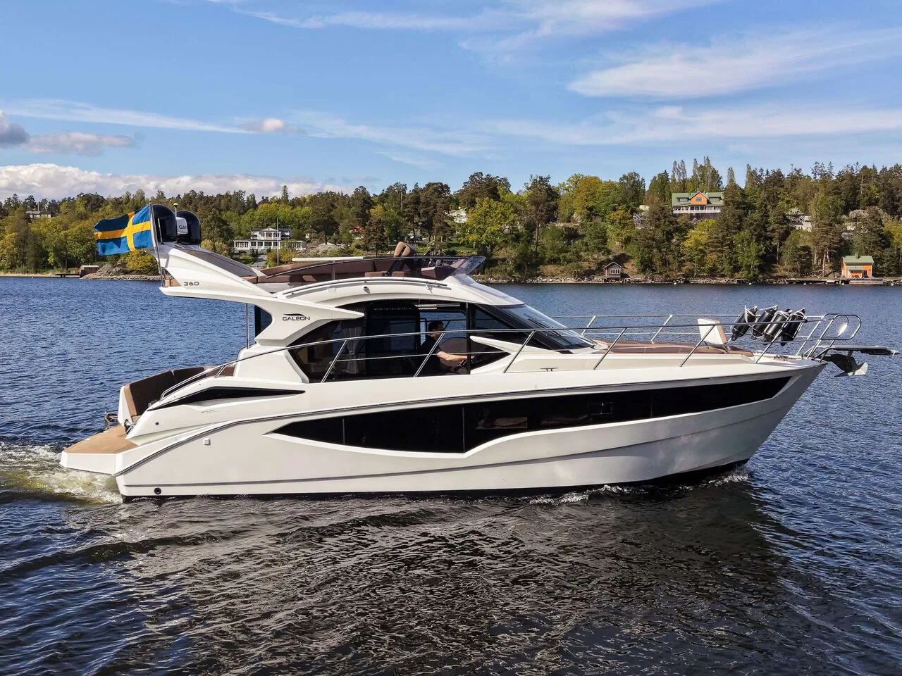 Galeon 360 Fly used - photo 1