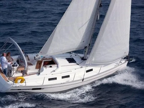 Bavaria Yachts Cruiser 32 usato - foto 1 Bavaria Yachts Cruiser 32 usato - foto 1