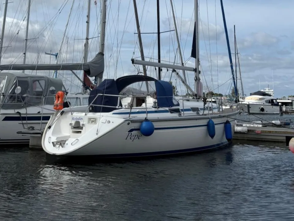 Bavaria Yachts 37 used - photo 1