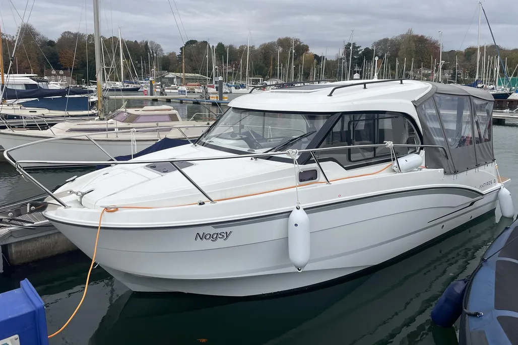 Beneteau Antares 8 V2 d'occasion - photo 1