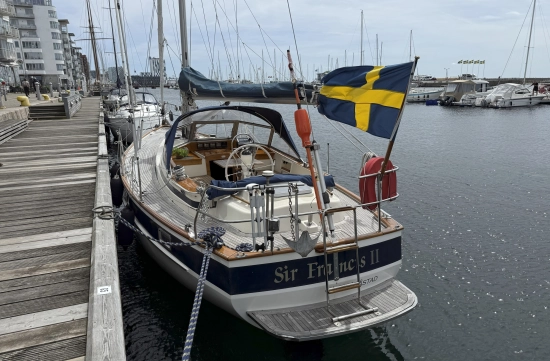Hallberg-Rassy 352 used - photo 1