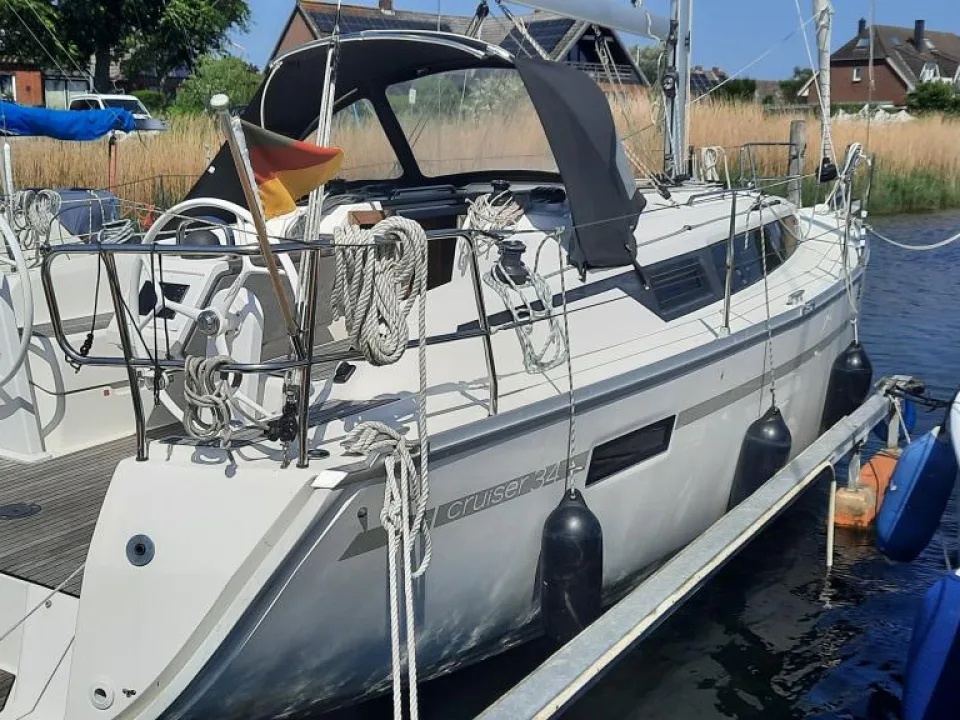 Bavaria Yachts 34 Cruiser used - photo 1