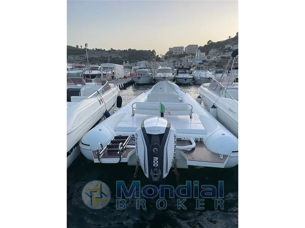 Doviboat 780 Revolution d'occasion - photo 1