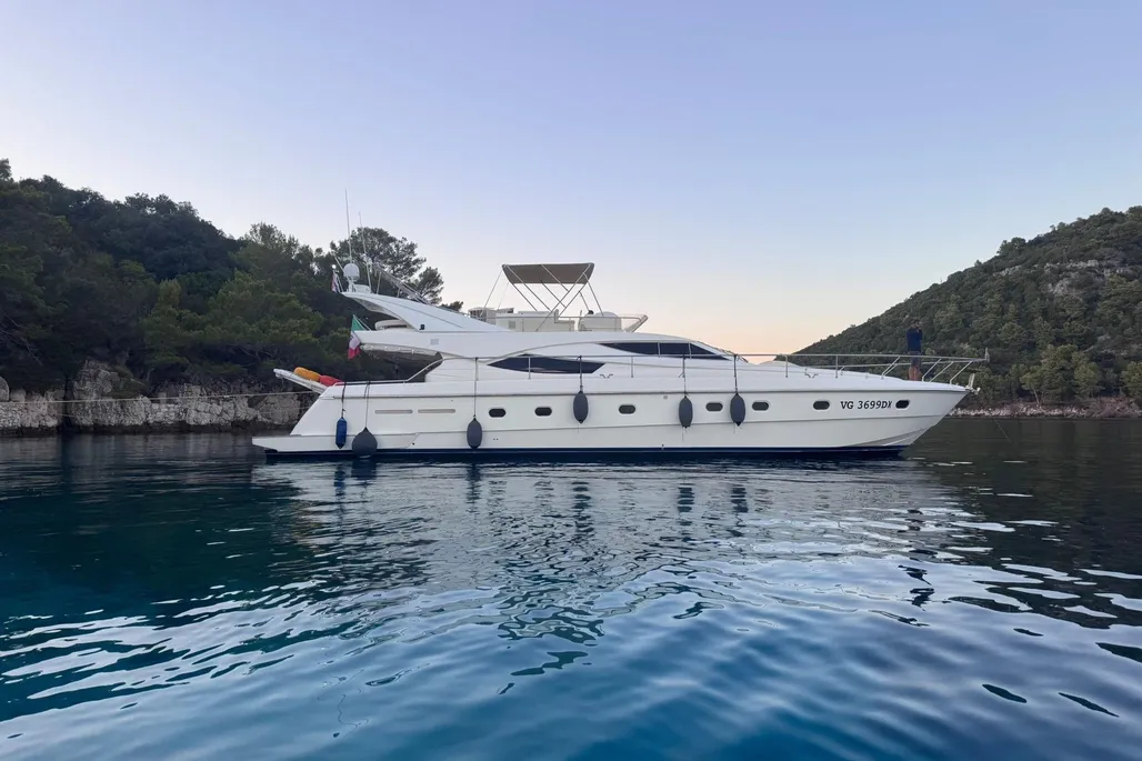Ferretti Yachts 620 used - photo 1
