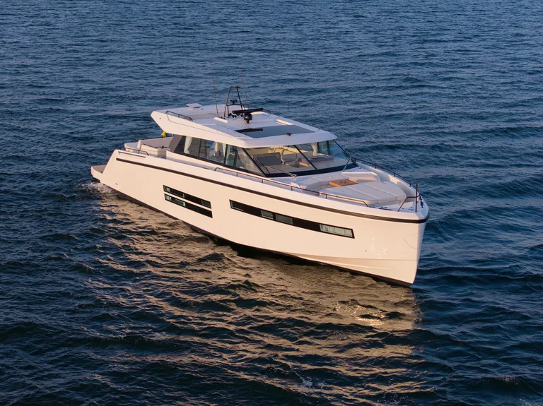 Delta Powerboats 72
