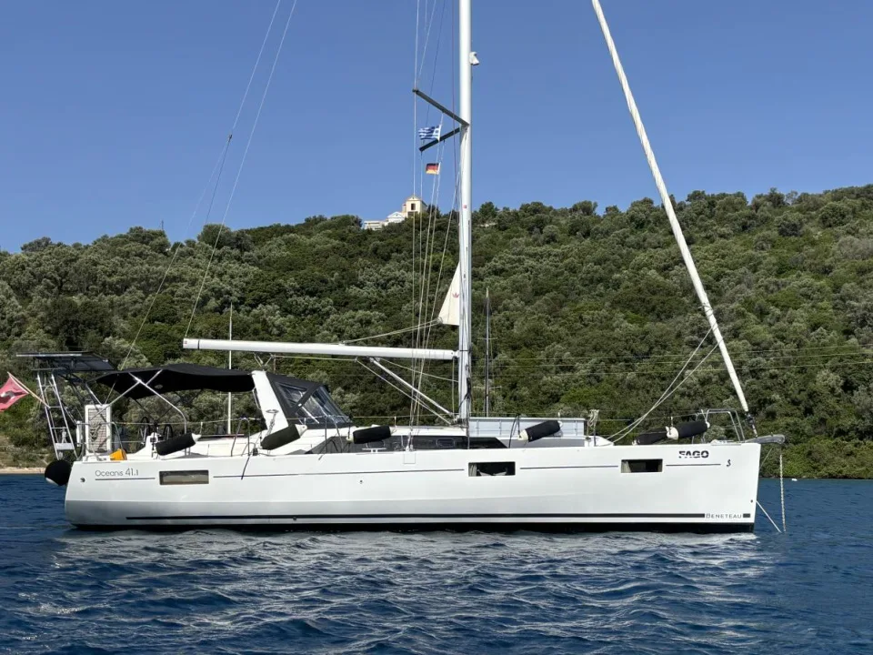 Beneteau Oceanis 41.1 usato - foto 1