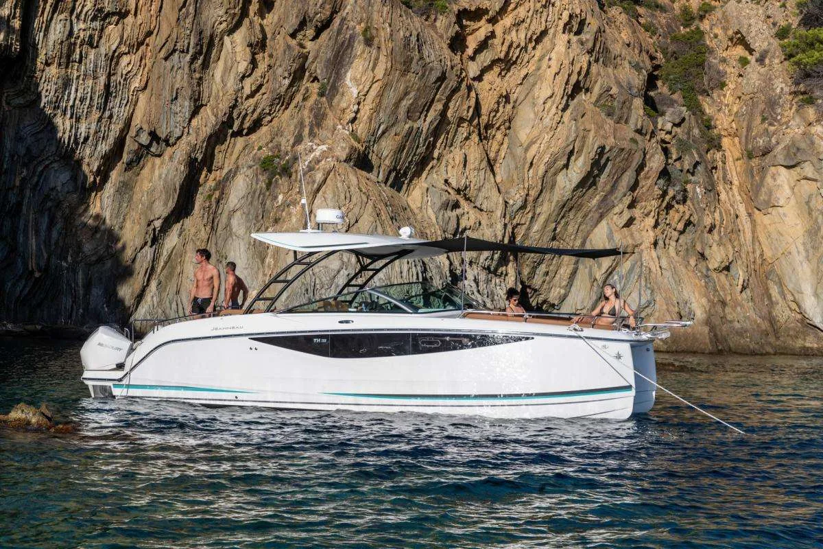 Jeanneau TH33 gebraucht - Foto 1