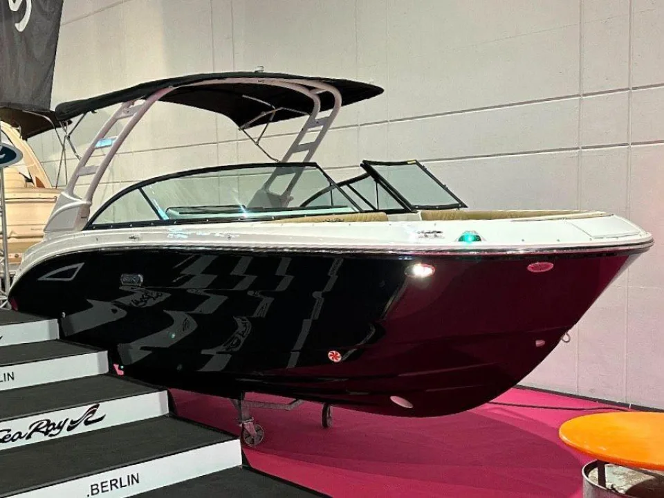 Sea Ray 230 SDN SDX V8 gebraucht - Foto 1