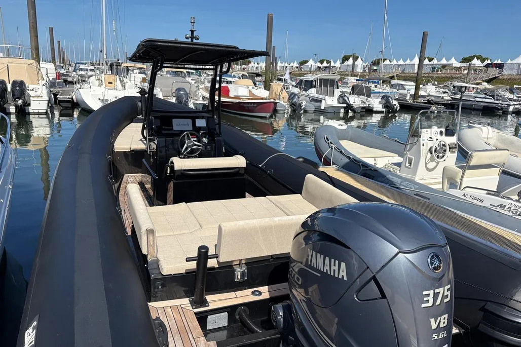 Sea Water PHANTOM 280 used - photo 1