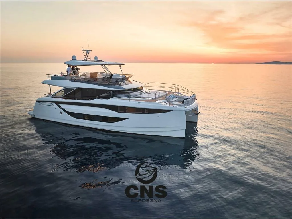 Prestige M8 used - photo 1