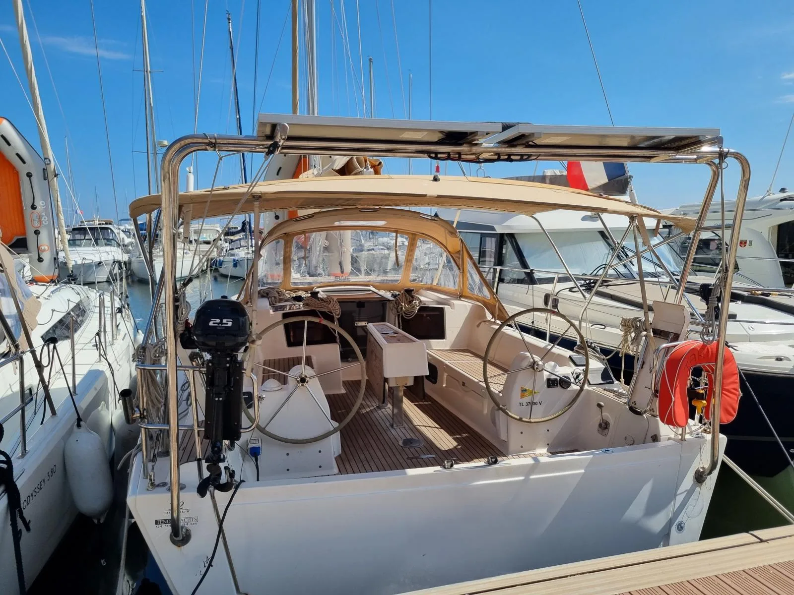 Dufour 382 gl used - photo 1