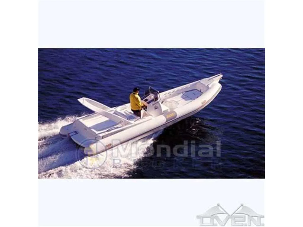 Bat Artik 745 d'occasion - photo 1