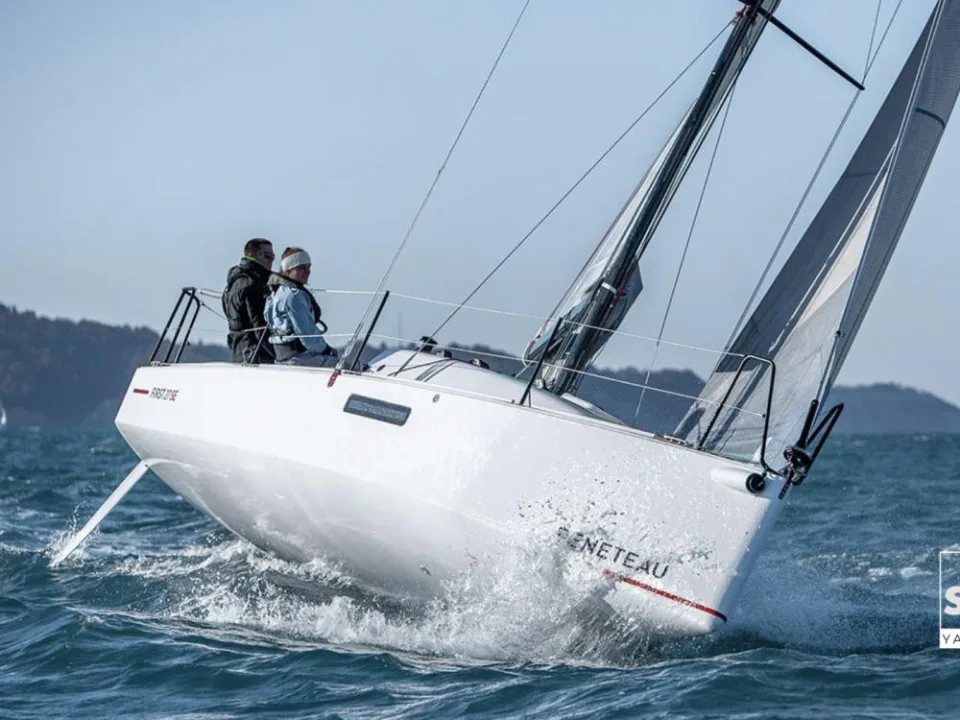 Beneteau First 27SE usato - foto 1