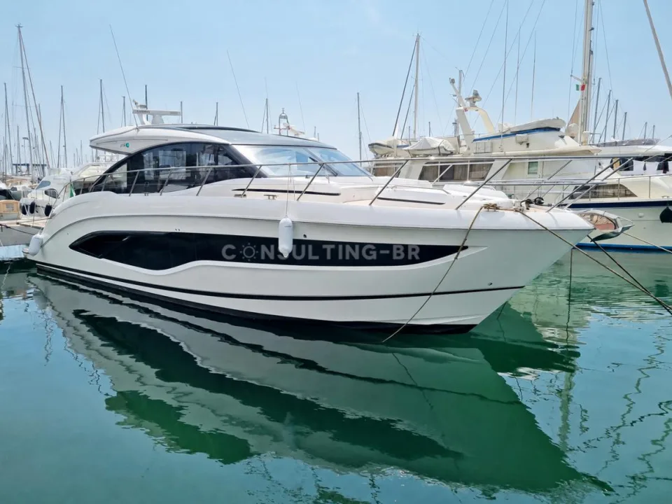Princess Yachts YACHTS V55 used - photo 1
