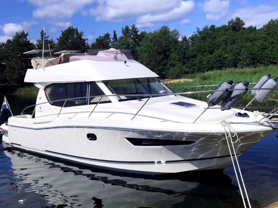 Jeanneau Merry Fisher 10 d'occasion - photo 1