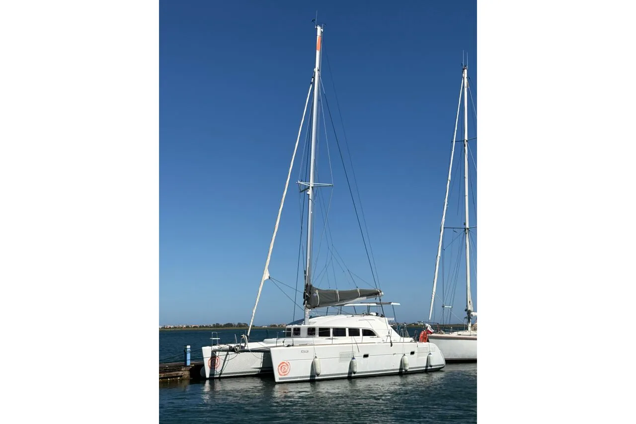 Lagoon 38 used - photo 1