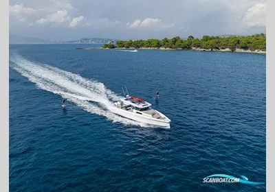 Axopar Yachts Axopar 45 Cross Top used - photo 1