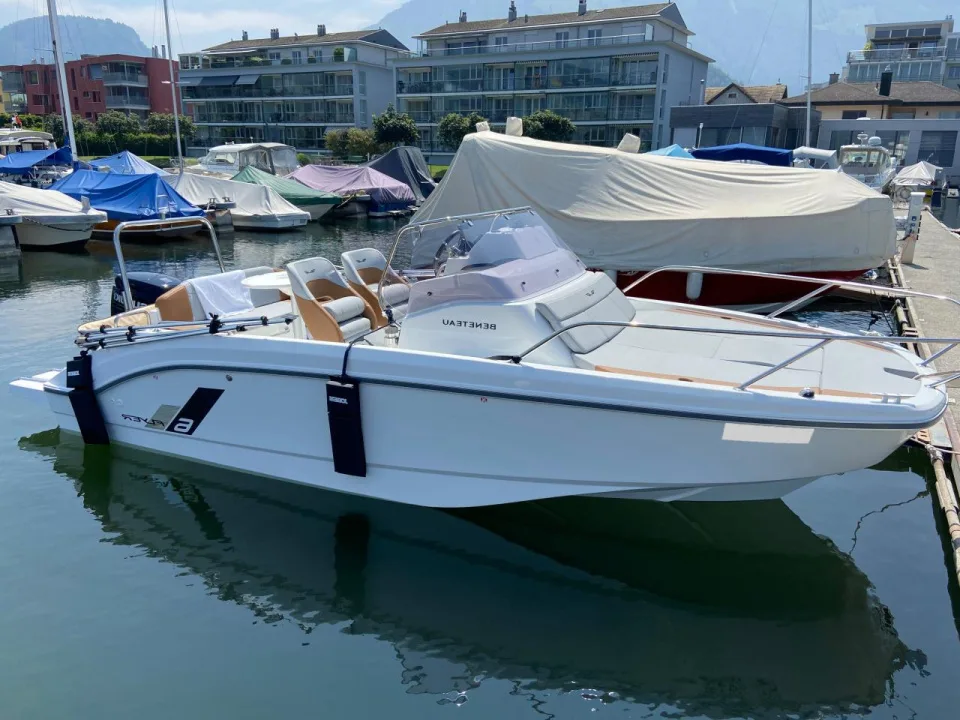 Beneteau Flyer 6 Sundeck usato - foto 1