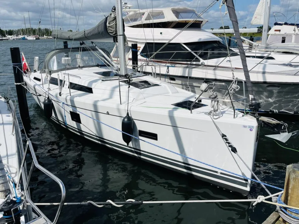 Hanse 388 gebraucht - Foto 1