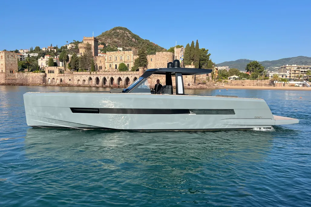Fjord 42 Open used - photo 1