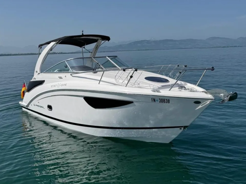 Regal 26 Express d'occasion - photo 1